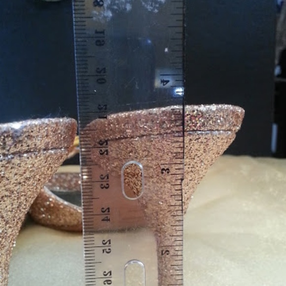 Stuart Weitzman x Swarovski rhinestone gold glitter 3.75" heel slide sandals sz7 - Picture 6 of 9